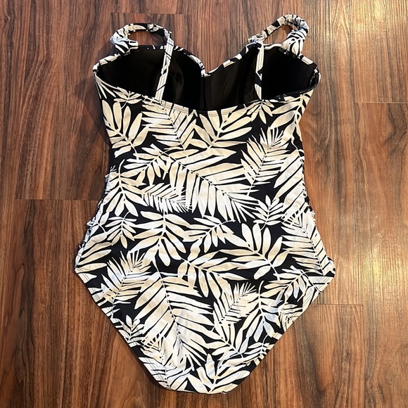 Bleu Rod Beattie Urban Oasis Bandeau One Piece - Picture 11 of 16